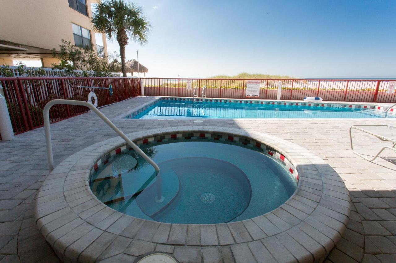 301 Crimson Condos St. Pete Beach Extérieur photo